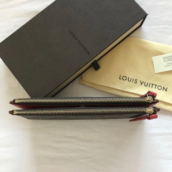 🚫SOLD🚫 Adele Louis Vuitton Wallet - Picture 2 of 8